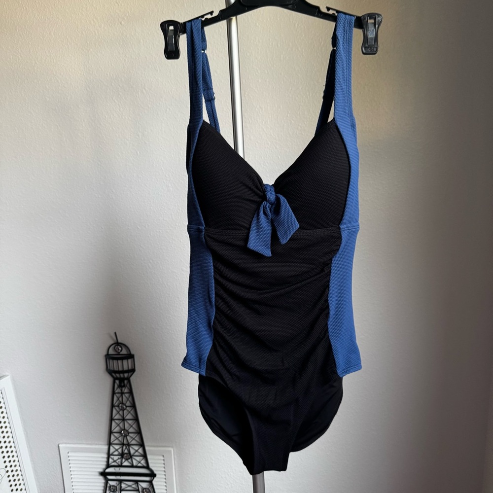 NWT Tommy Bahama Island Cays Color Block Tie Front Tummy Control Tank Swimsuit - Picture 4 of 10